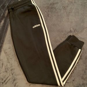 NWOT Women’s Black Adidas Joggers